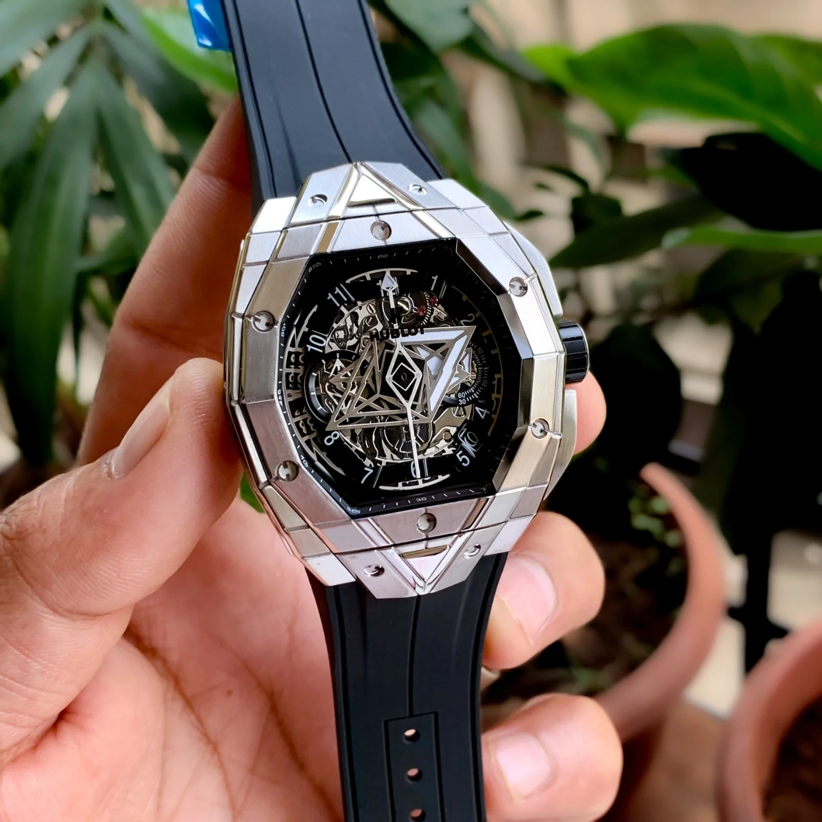 Hublot big bang quartz price best sale